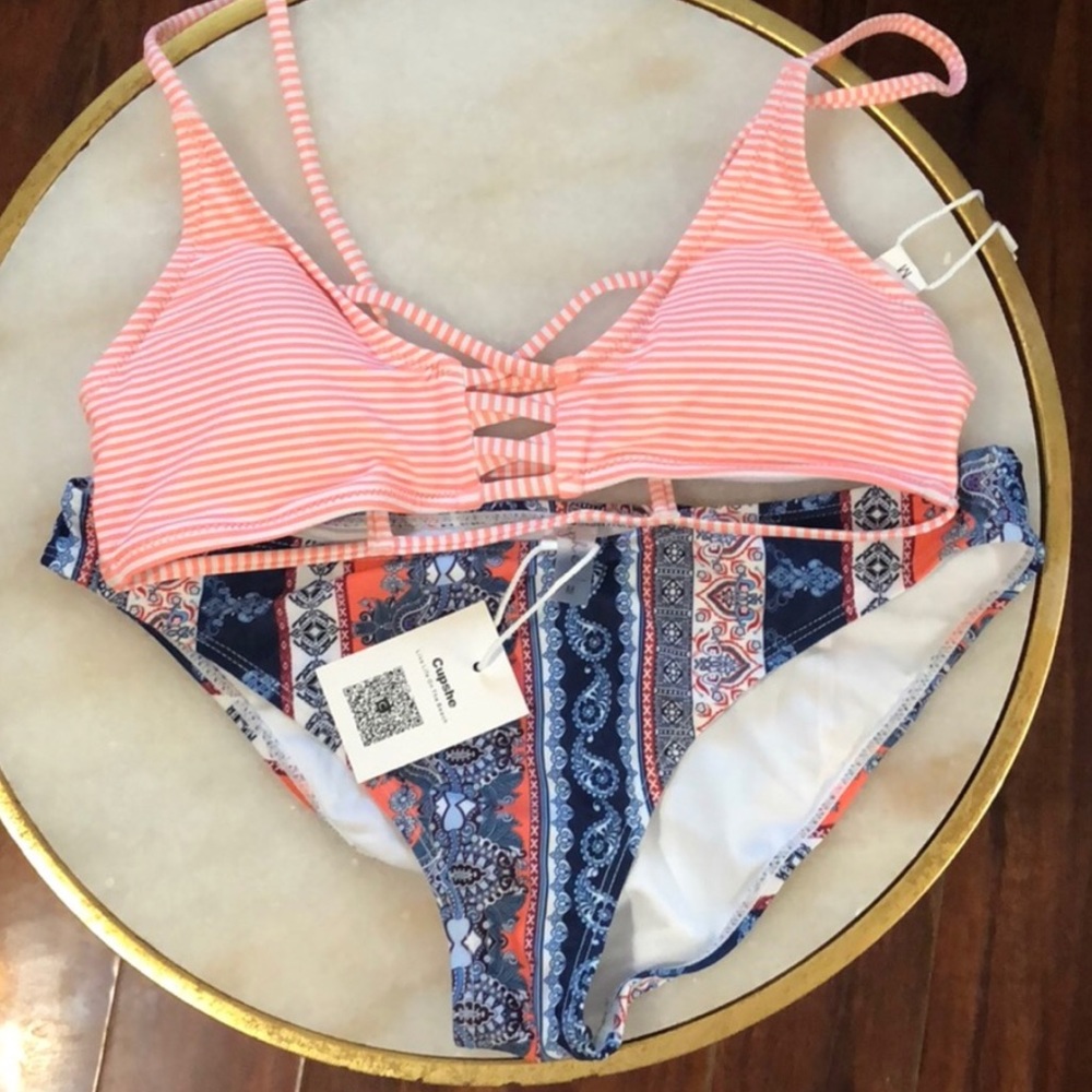 Bathing suit